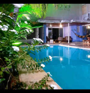 MARISTA HOUSE quartos privativos piscina bairro nobre